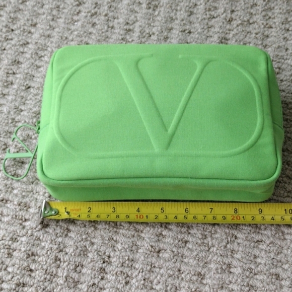 Valentino Green Beauty Bay - Picture 13 of 14
